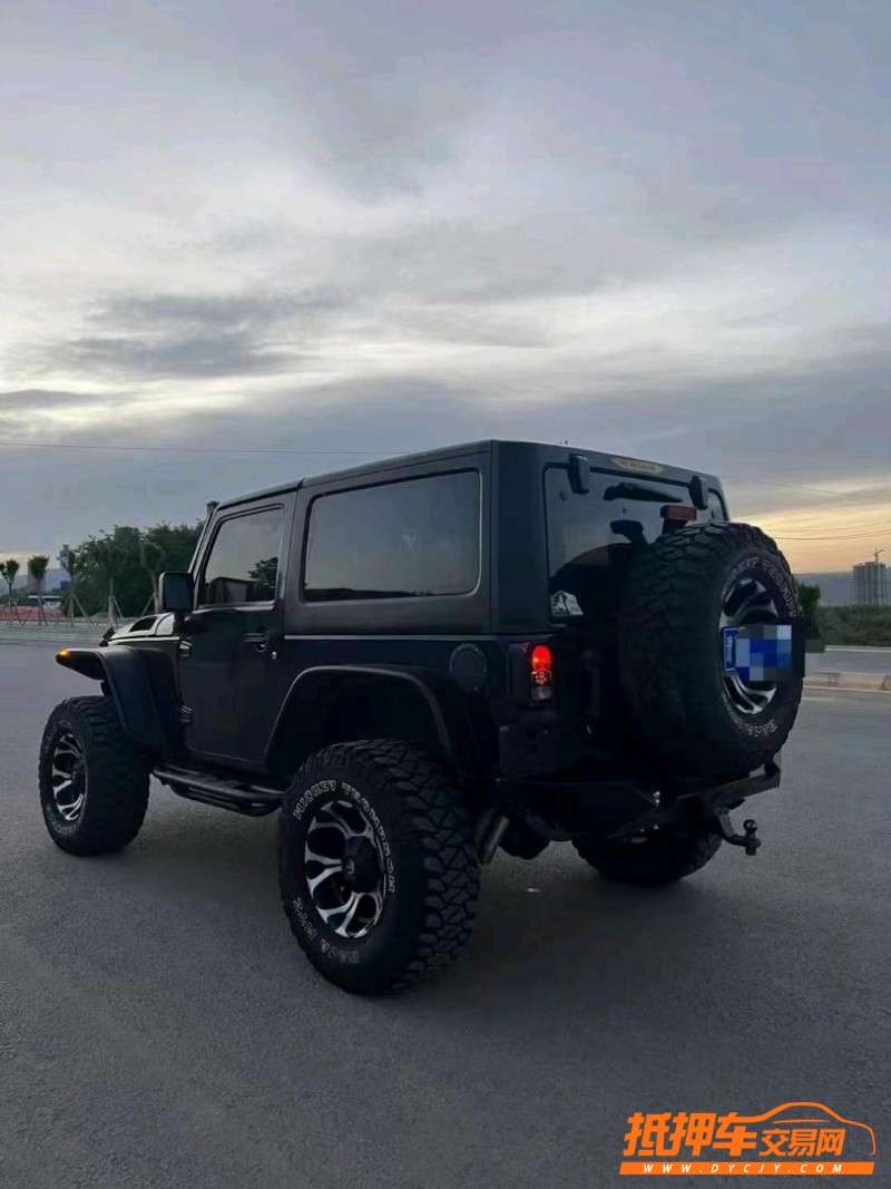 張掖14年Jeep牧馬人3
