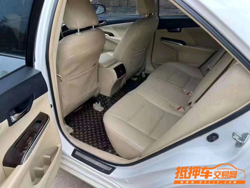 徐州15年丰田凯美瑞4