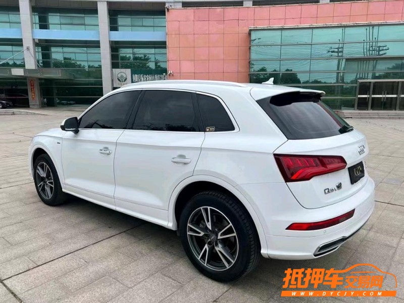 盐城19年奥迪Q59