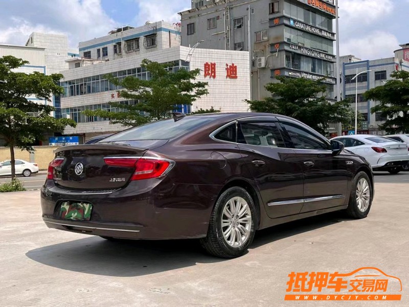 东莞17年别克君越8