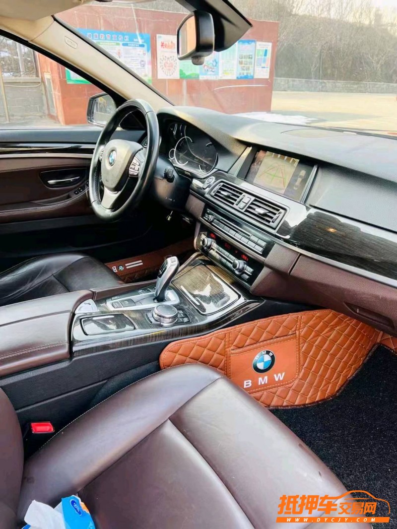 潍坊16年宝马5系9