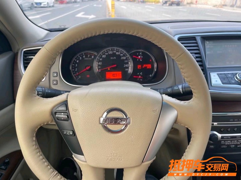 深圳10年日產天籟7