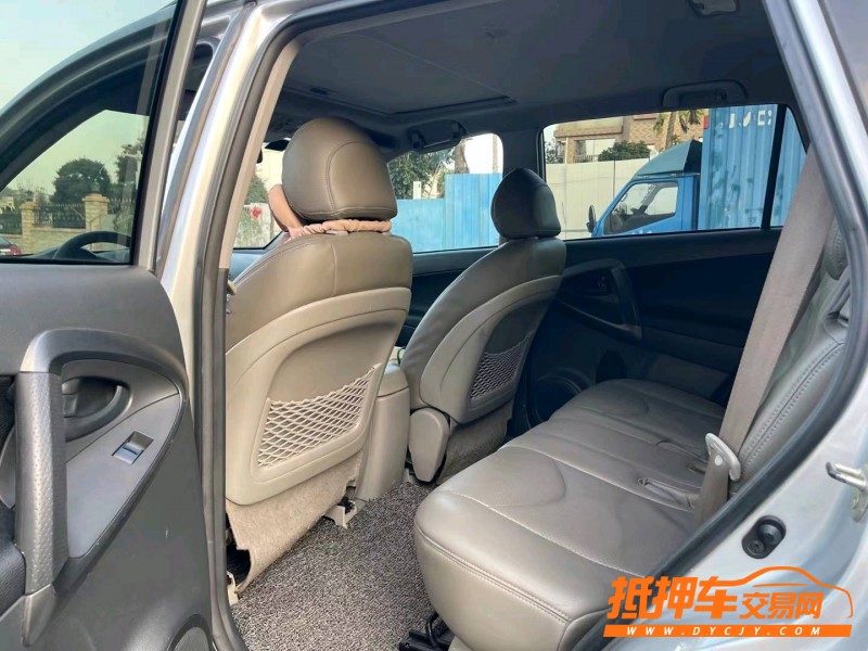 深圳09年豐田RAV46