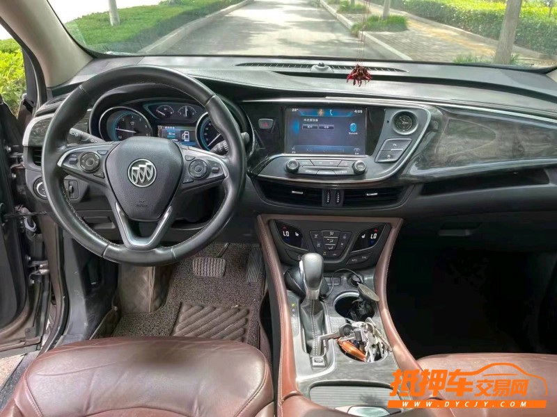 潍坊16年别克昂科威5