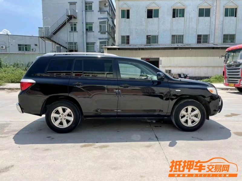 东莞10年丰田汉兰达8