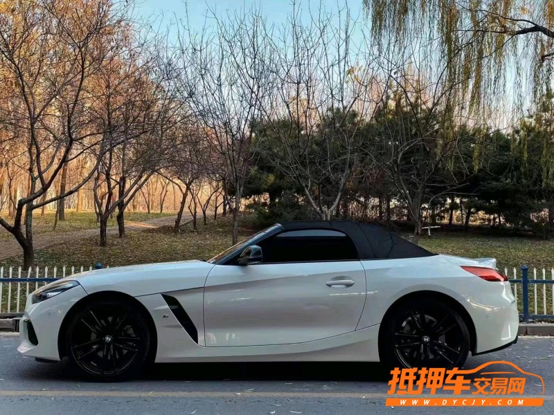 保定19年寶馬Z43