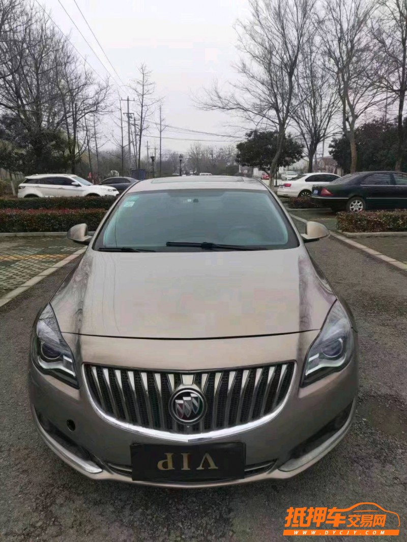 徐州14年别克君威9