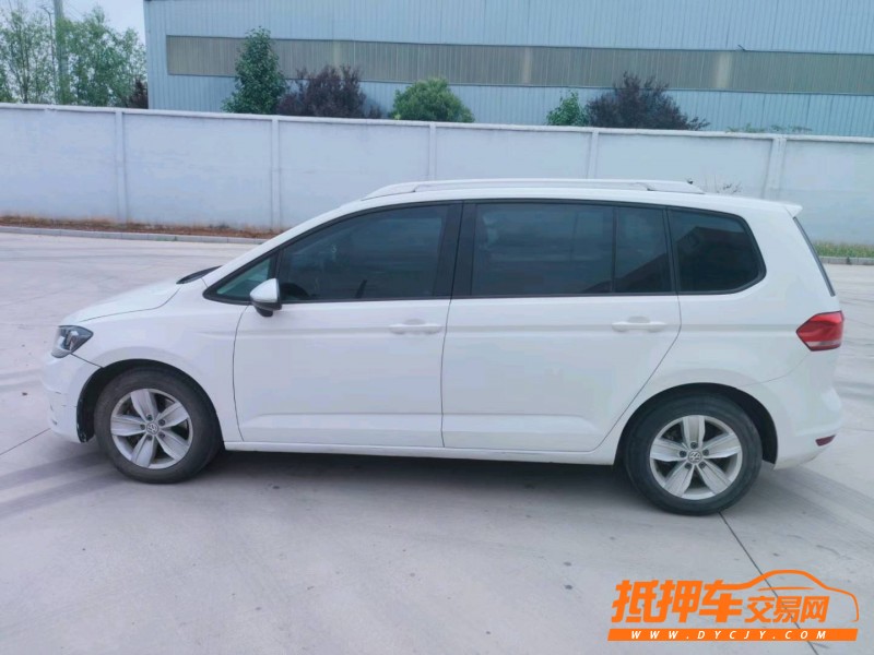 徐州17年大众途安3