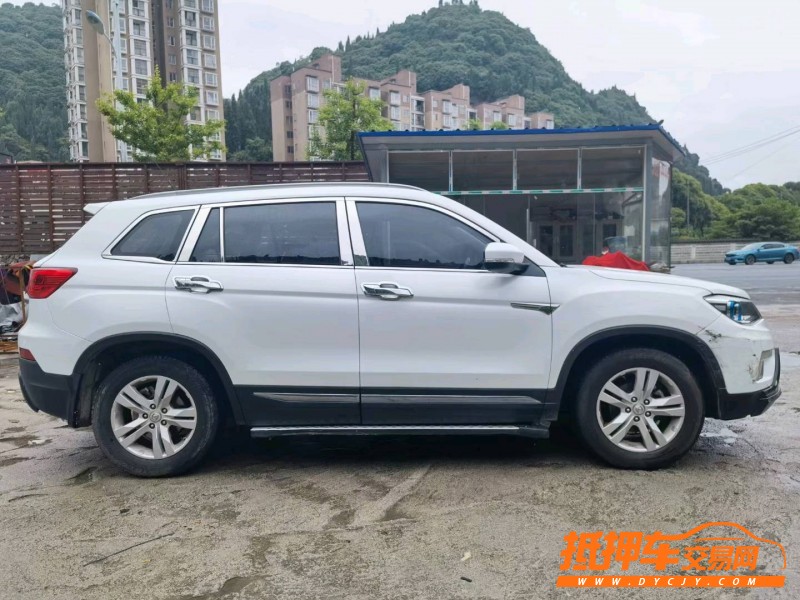 安順16年長安汽車CS757