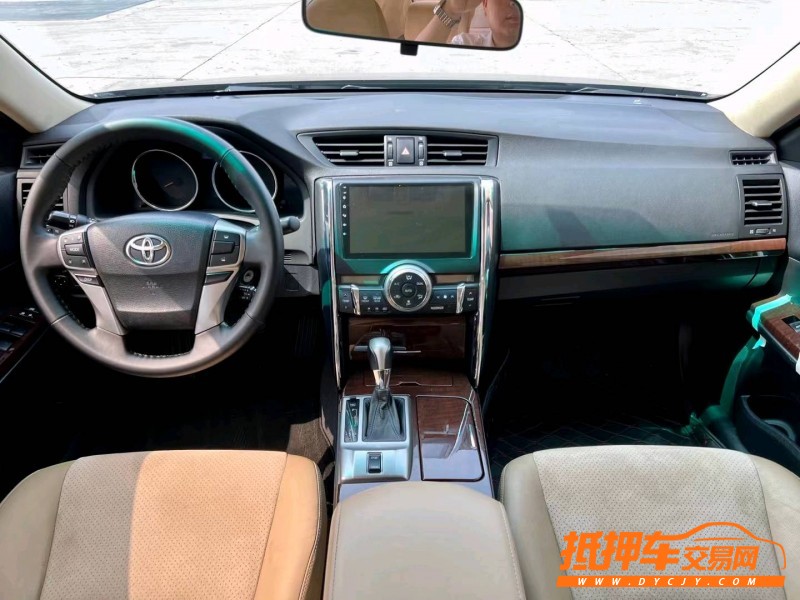 东莞14年丰田锐志5