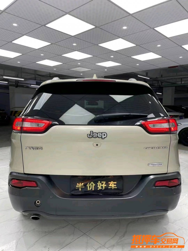 成都16年Jeep自由光5