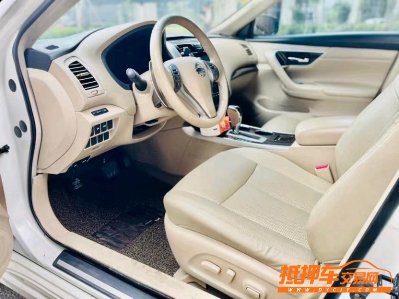 東莞13年日產天籟4