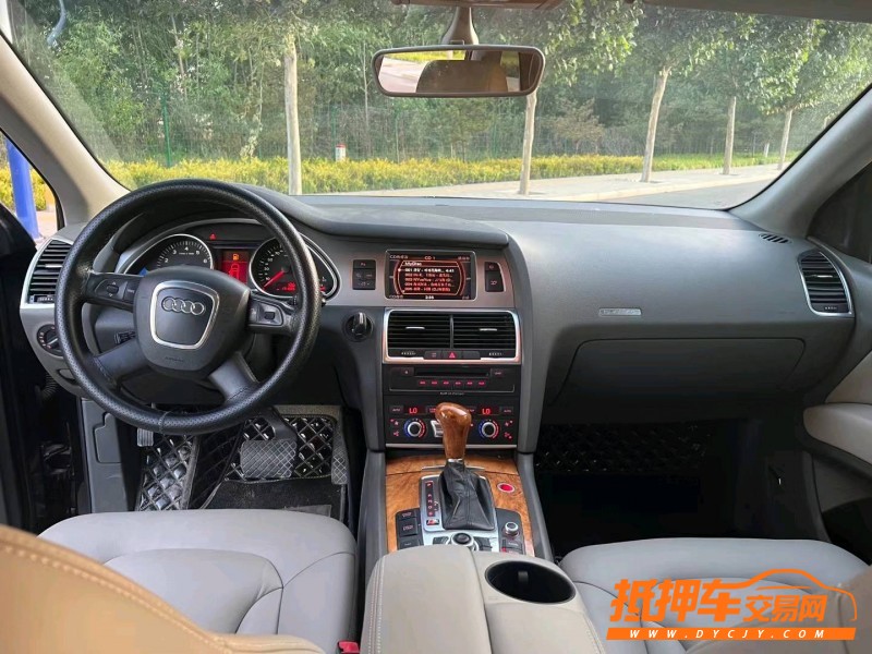 廊坊09年奧迪Q77