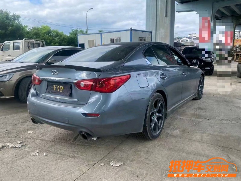 安順15年英菲尼迪Q50L6
