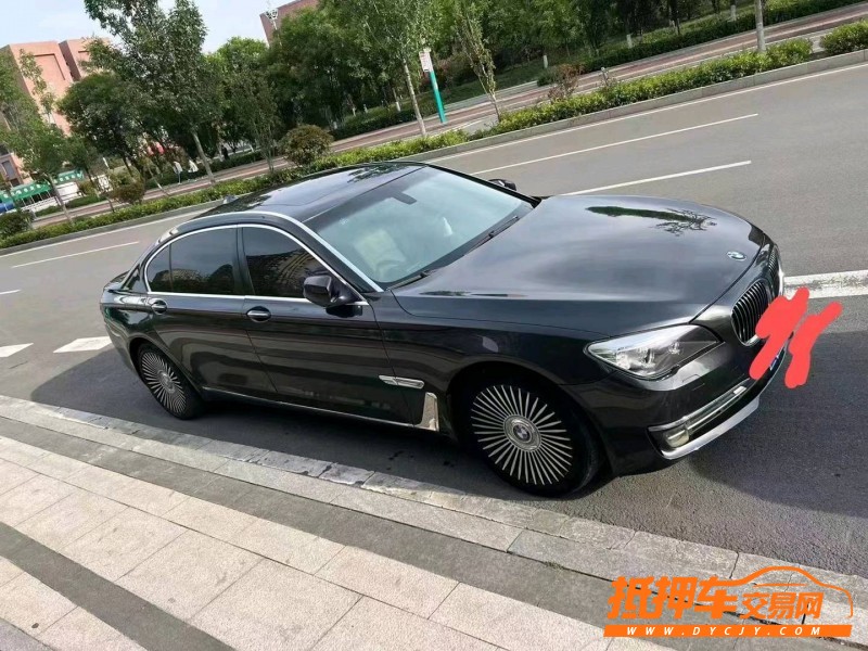 潍坊09年宝马7系2