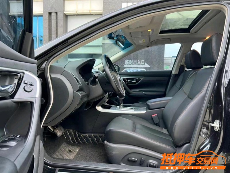 东莞18年日产天籁7