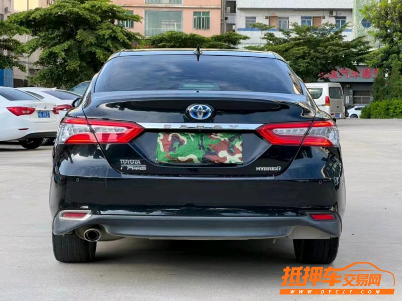 东莞18年丰田凯美瑞9