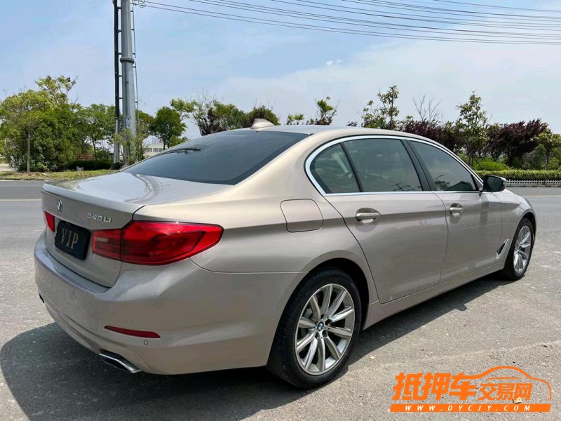 盐城17年宝马5系3