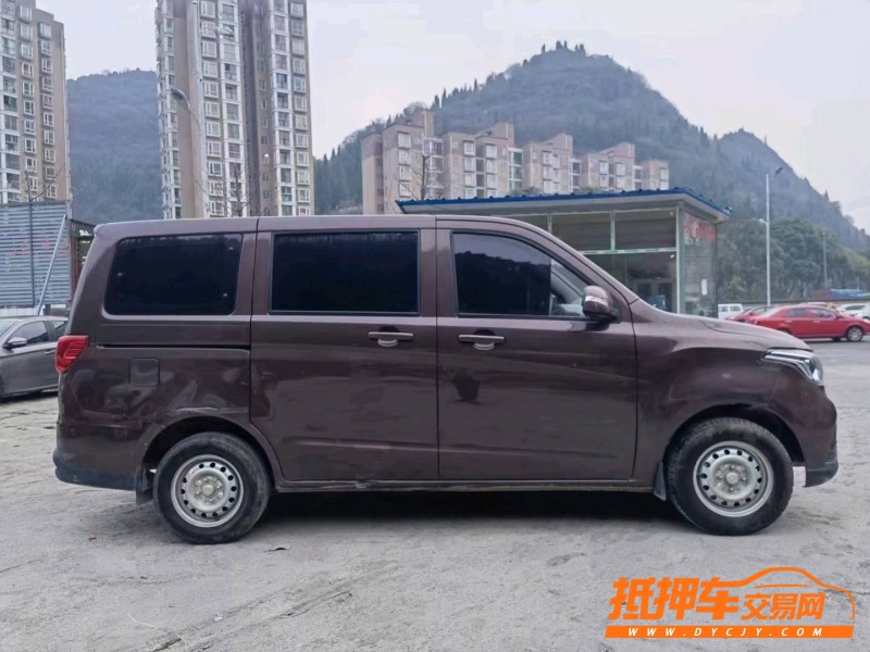 安順18年長安汽車歐諾7