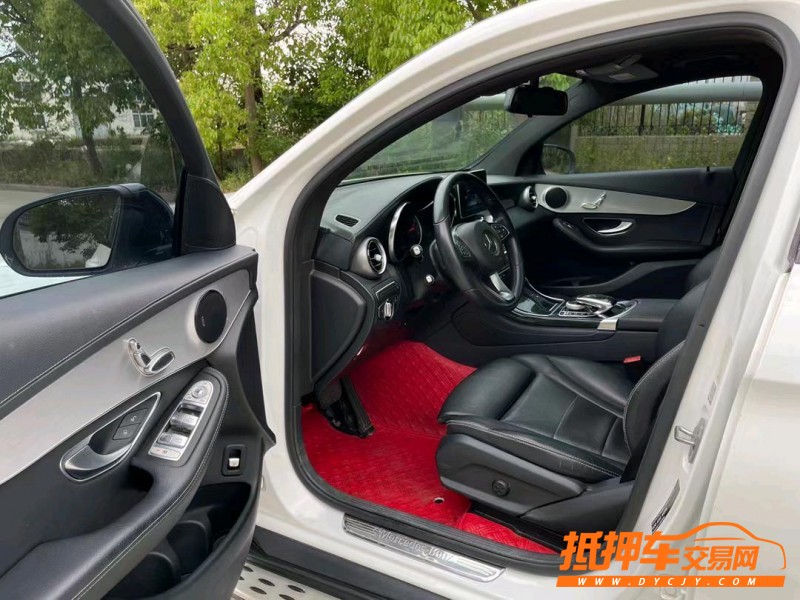 盐城17年奔驰GLC6