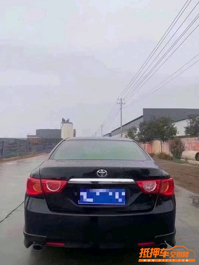 北京12年丰田锐志3