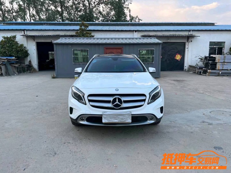 徐州16年奔驰GLA1