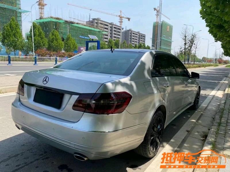 淮北11年奔馳E8