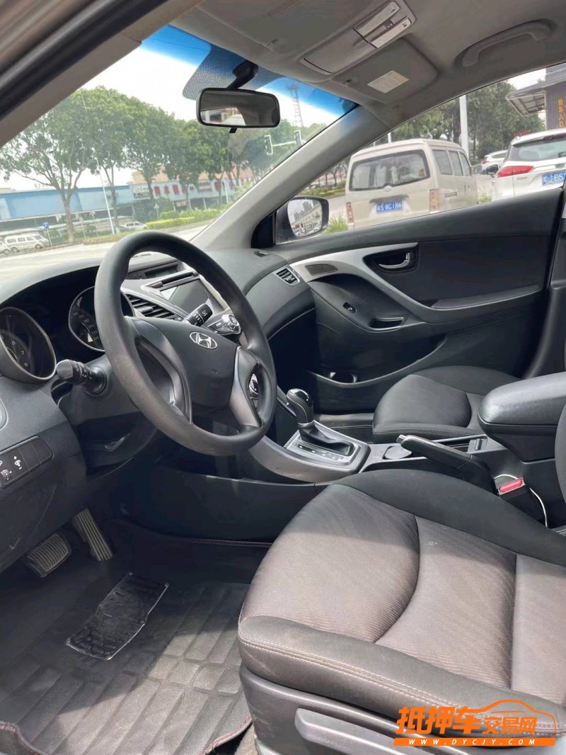 东莞16年现代朗动5