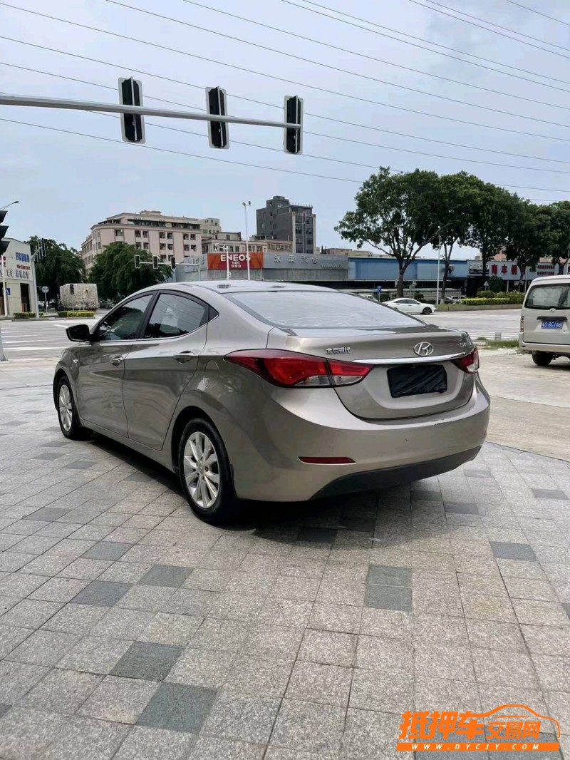 东莞16年现代朗动8