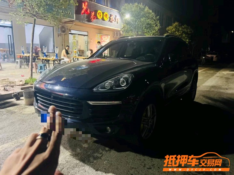 聊城16年保時捷卡宴8