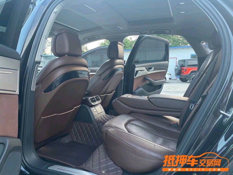 徐州13年奥迪A8L4