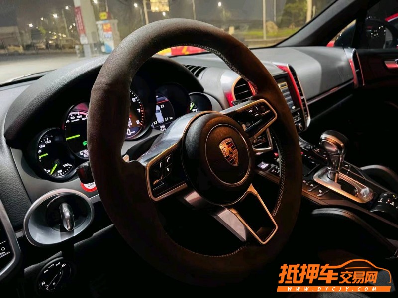 聊城16年保時捷卡宴3