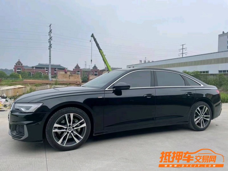 北京21年奥迪A6L3