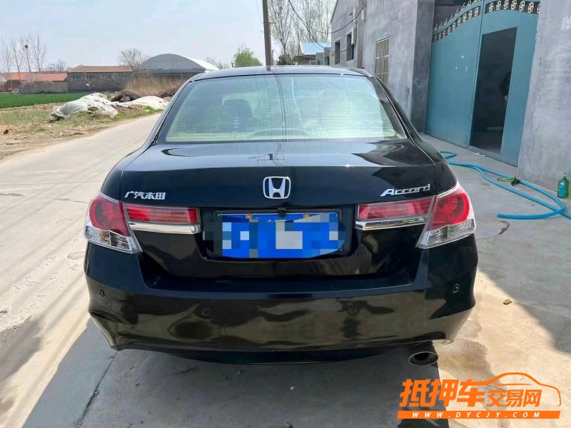 烟台12年本田雅阁5