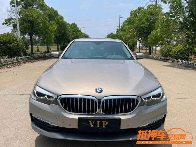 盐城17年宝马5系9