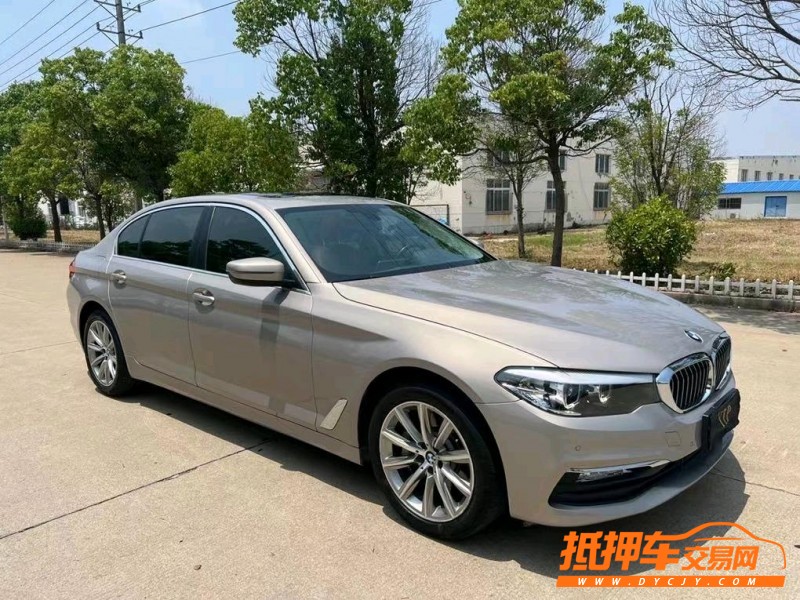 盐城17年宝马5系8