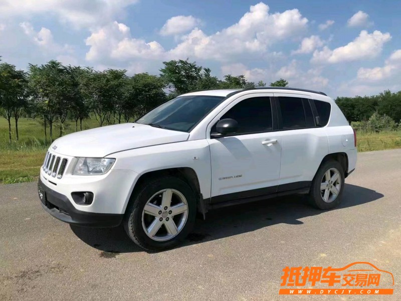 東營12年Jeep指南者8
