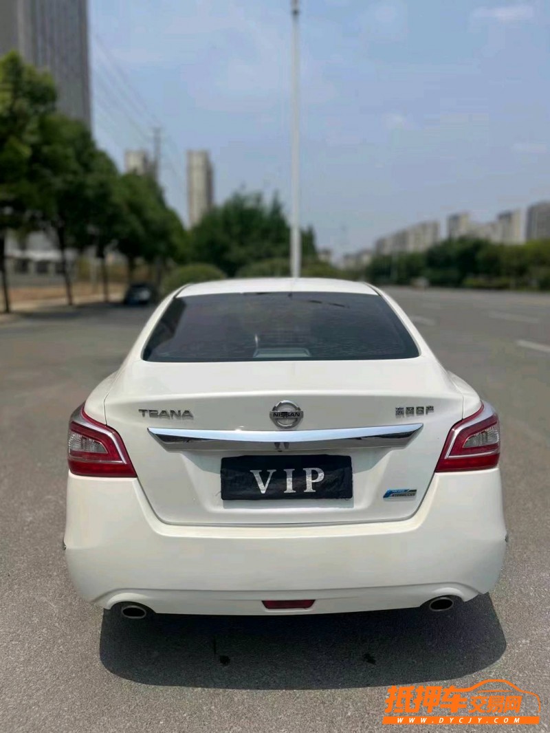 銅陵14年日產天籟1