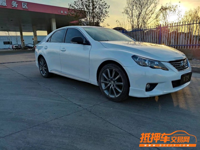 徐州13年丰田锐志8