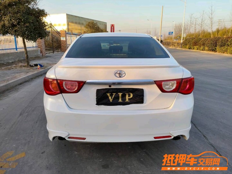 徐州13年丰田锐志4