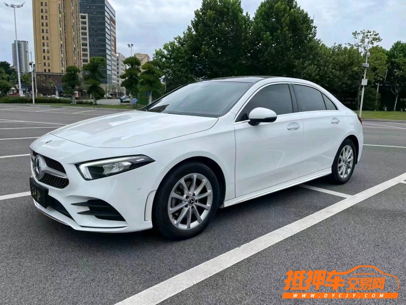 宜昌20年奔馳A3