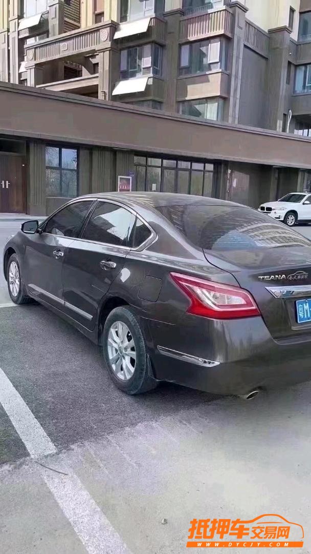 北京16年日产天籁8