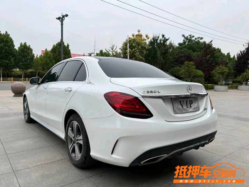 枣庄19年奔驰C9