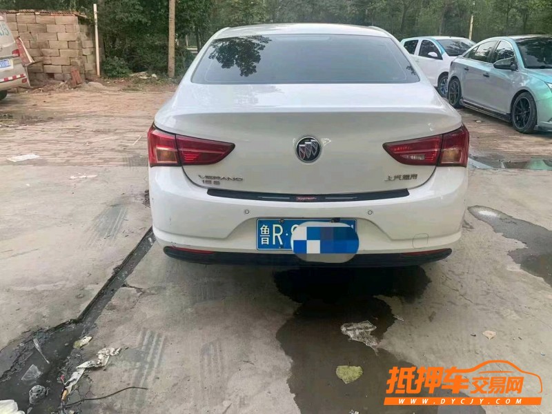 北京17年别克威朗5