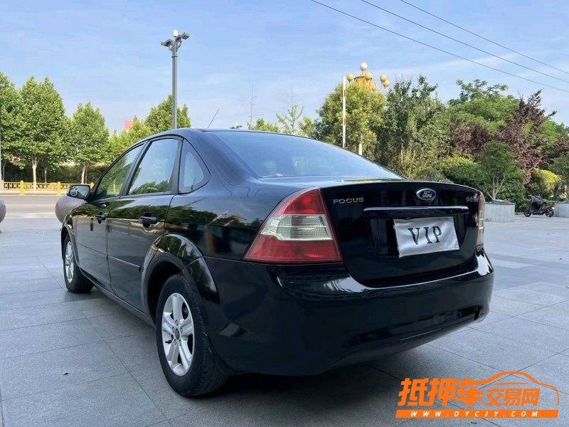 枣庄09年福特福克斯8