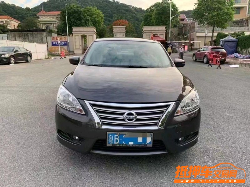深圳12年日產軒逸1