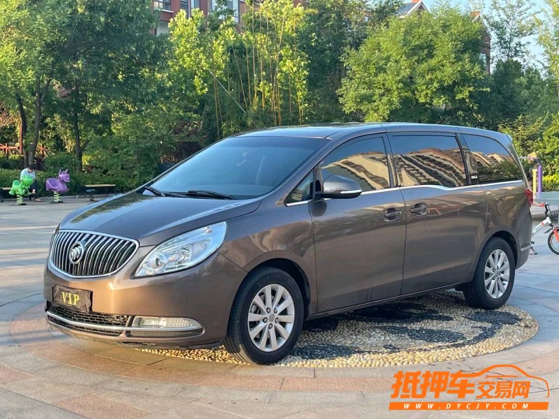 青岛15年别克GL82