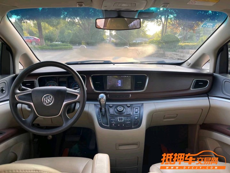 青岛15年别克GL84