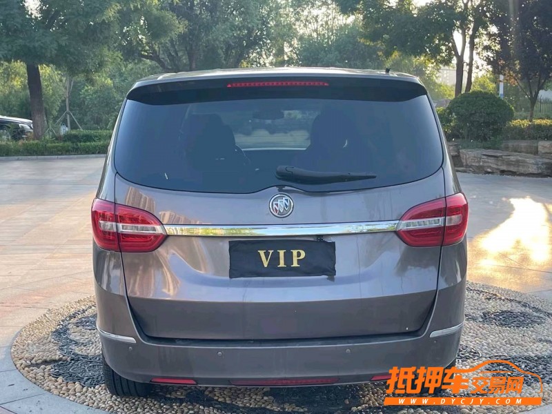 青岛15年别克GL89