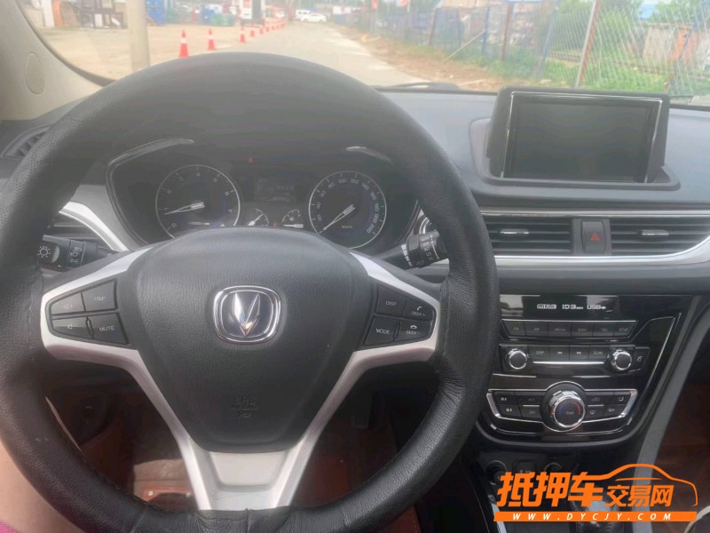 沈陽17年長安汽車悅翔8